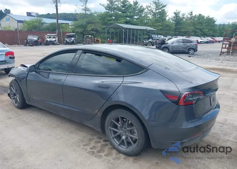 2023 Tesla Model 3 Long Range Dual Motor All-Wheel Drive z USA, uszkodzony, nr VIN 5YJ3E1EB3PF633554
